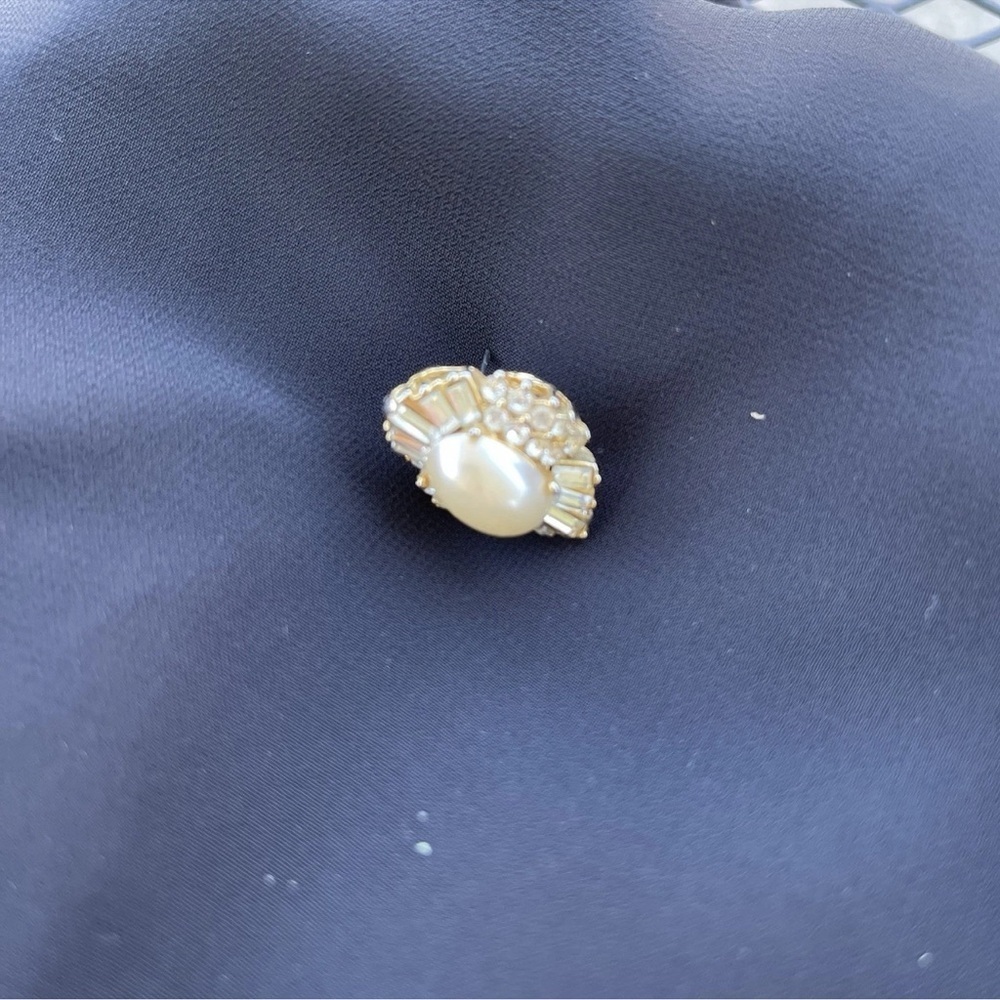 Elegant Vintage Crystal And Faux Pearl Earrings-Costume Jewelry *READ* - Picture 4 of 7